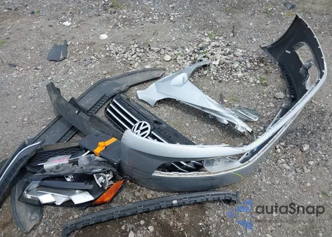 2012 Volkswagen Passat 2.5L Se из США, поврежденный, VIN 1VWBP7A38CC080377